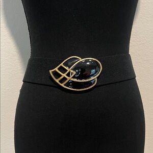 Vintage Day-Lor USA Gold & Black Statement Stretch Belt